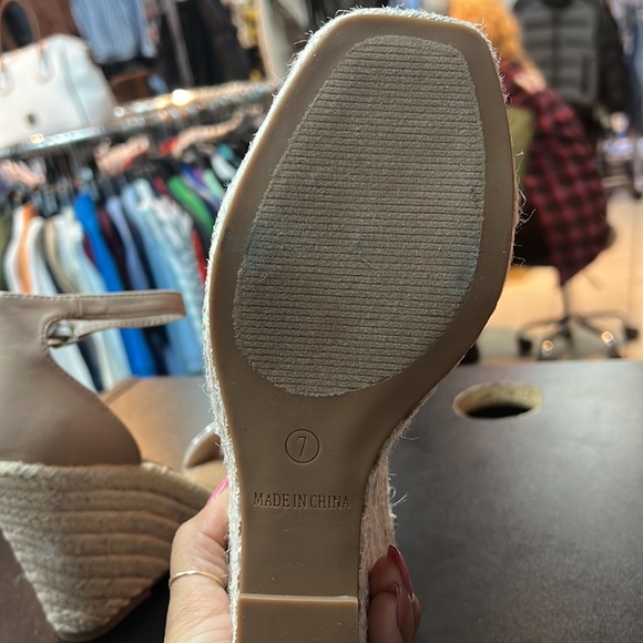 Steve Madden submit wedge sandal size 7 new no box! - Picture 5 of 8